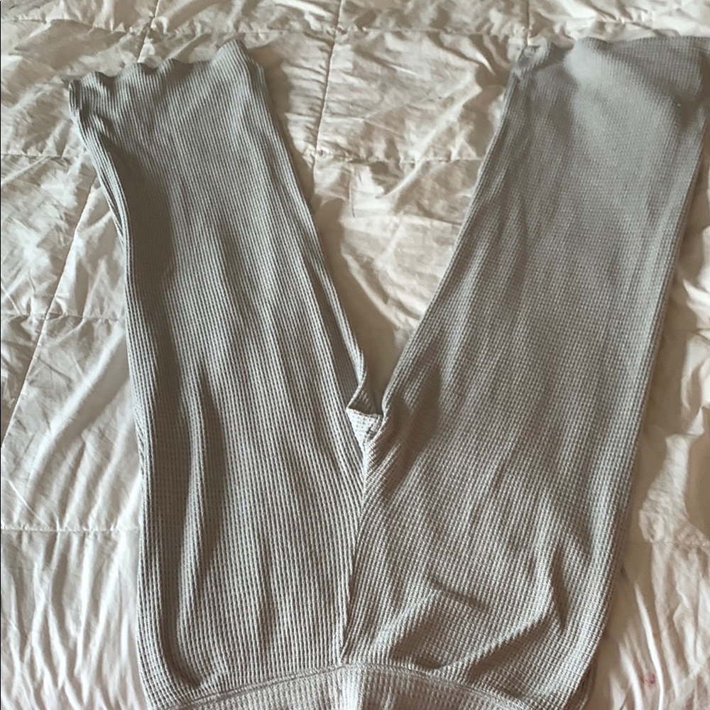 Cozy Ribbed Lounge Set in Gray - Picture 9 of 10